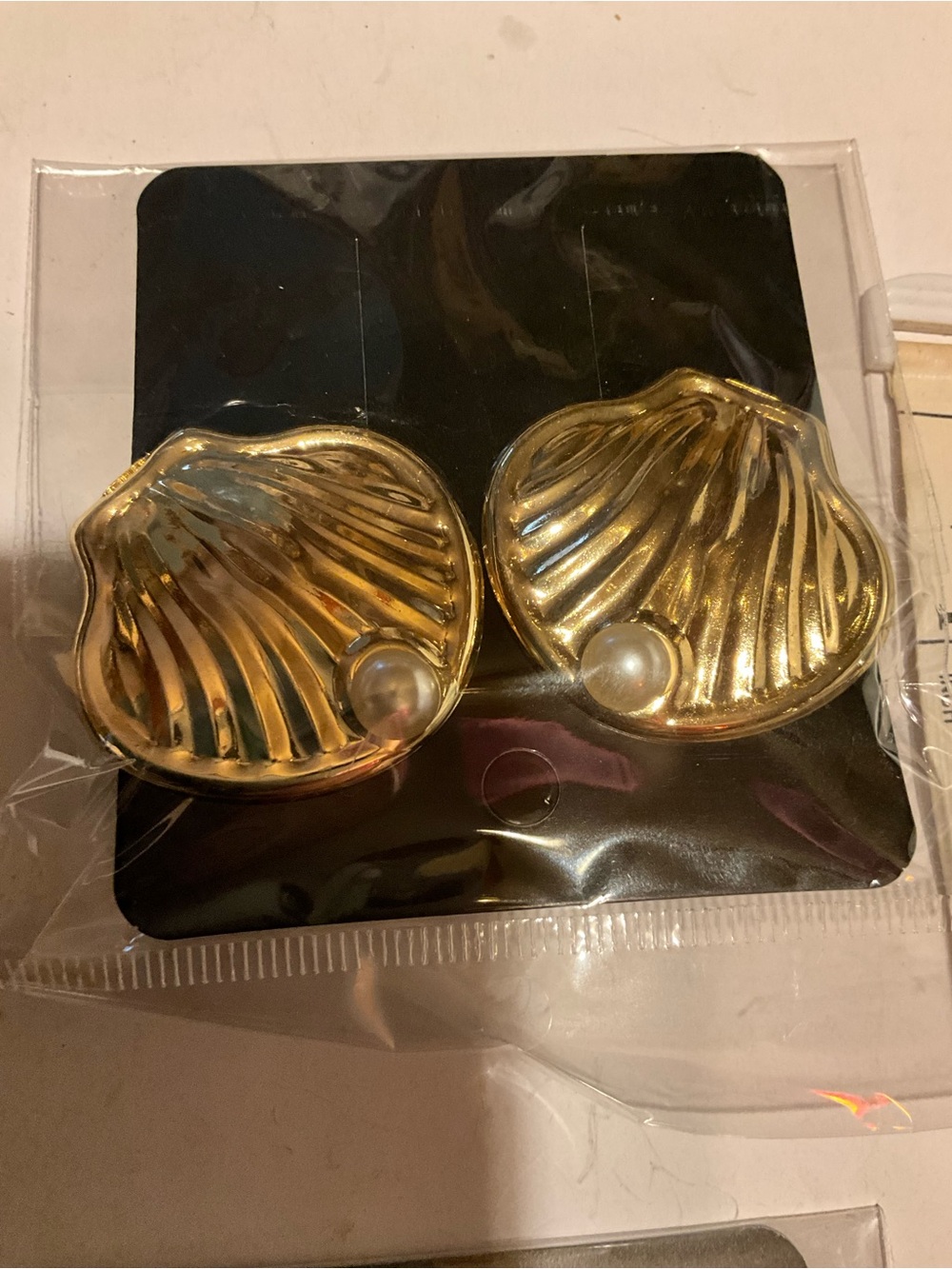 Gold Shell Pearl Earrings - Women Accessories new